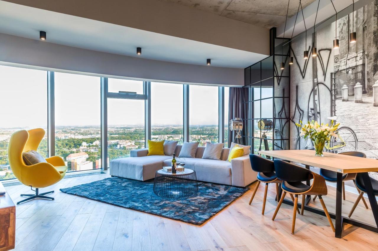 Apartamenty Sky Tower Wrocław Exterior foto